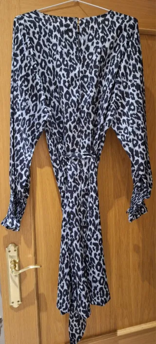 Vestido estampado leopardo talla L