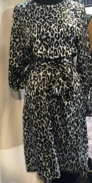 Vestido estampado leopardo talla L