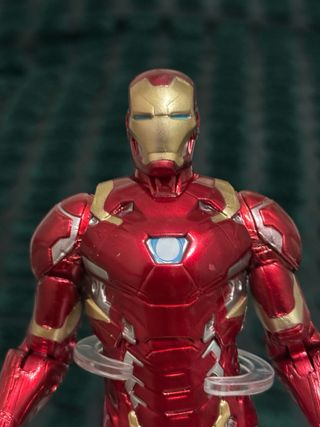 Figura Iron Man Mark 46