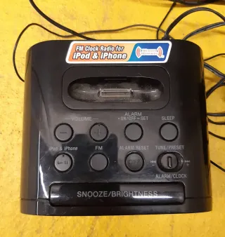 Radio Despertador Sony Negro