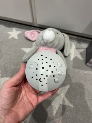 Peluche musical TUC TUC con proyector