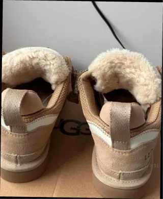 UGG Lowmel Sand Talla 40