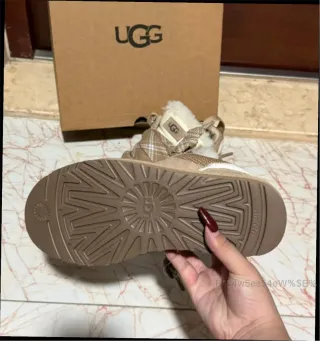 Botas UGG Lowmel Sand Talla 39