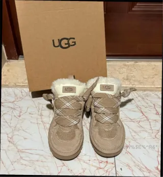 Botas UGG Lowmel Sand Talla 39