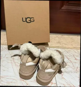 Botas UGG Lowmel Sand Talla 39