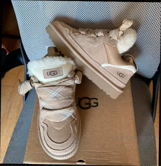 UGG Lowmel Sand Talla 38