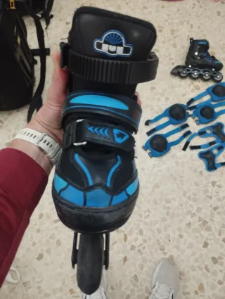 Patines línea ajustables  niños, con protecciones