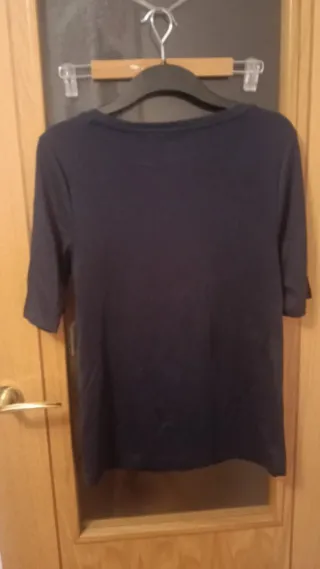 Camiseta azul escote cuadrado talla L