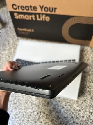 Ordenador portátil como nuevo