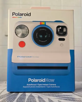 Polaroid Now macchina fotografica istantanea