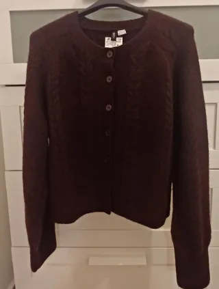 Cárdigan H&M marrón trenzado