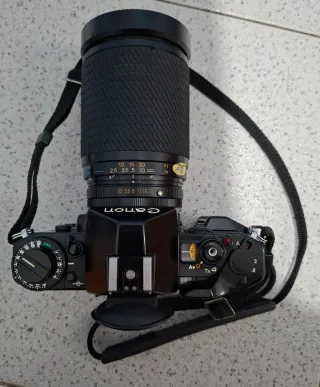 Cámara Canon A1 del año 1979 .