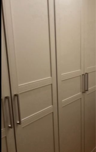 urge Armario Pax 2 m x 2,36 m x 58 cm