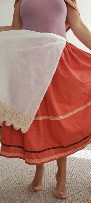 Falda 82cm, delantal y.pañoleta casera,regional