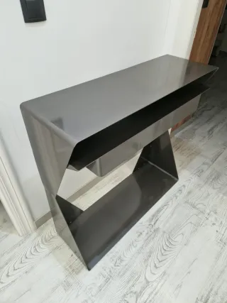 Recibidor de diseño metal