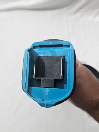 Rebarbadora Makita 18V c/Acessórios NOVO