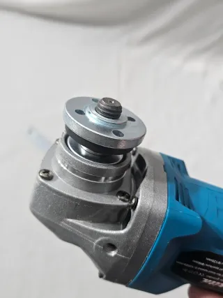 Rebarbadora Makita 18V c/Acessórios NOVO