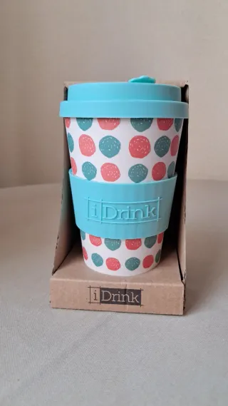 Taza de bambú para llevar