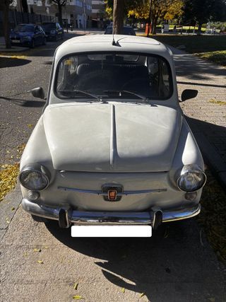SEAT 600 E