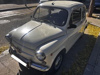 SEAT 600 E