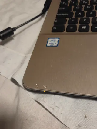 ASUS F541U Portátil Negro/Gris