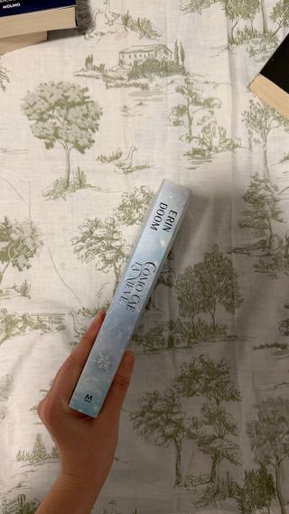 Cómo cae la nieve / The Way Snow Falls (Spanish...