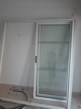 Marco y puertas de balcón