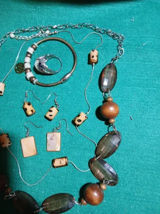 Conjunto de Joyería Artesanal