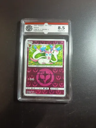 Carta Pokémon Sylveon 8.5 NearMint