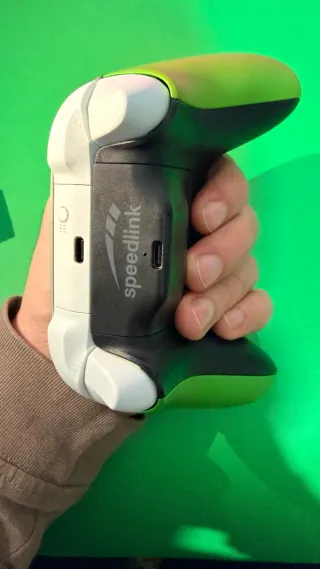 Control Xbox Series Plateado + batería recargable