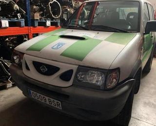 Piloto nissan 46064 261350x000 26135 0x000 terrano