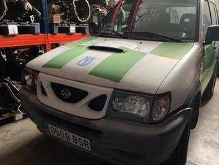 46066 piloto 261350x000 26135 0x000 nissan terrano