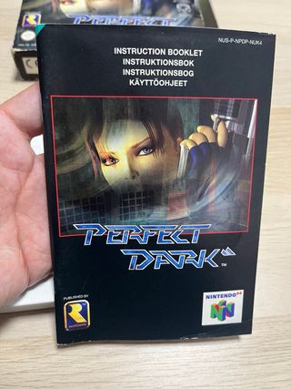 Perfect Dark Nintendo 64 Caja y Manual