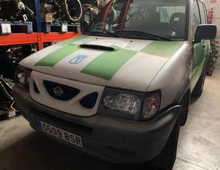 Piloto nissan 46084 261350x000 26135 0x000 terrano