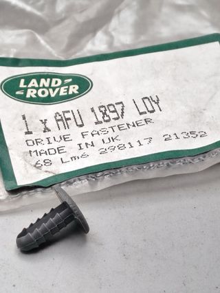 Land Rover AFU1897LOY 7 x Clip salpicadero