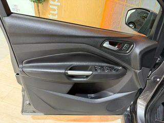 Ford Kuga 2.0 TDCI Titanium 4x2 110 kW (150 CV)