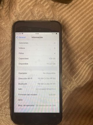 iphone 7 buen móvil, no tiene ningún  golpe