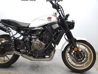 YAMAHA XSR700 2023 13900 kms.