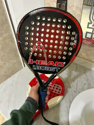 2 Racchette da Padel Head e Artengo con palle