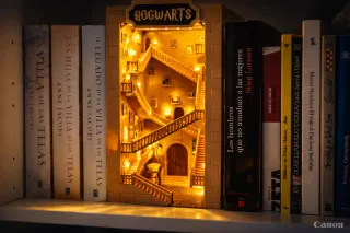 Angolo Libri (Book Nook) Harry Potter con LED