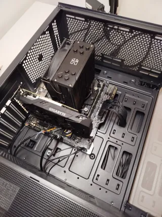 PC Gaming GTX 1650, i5 8400, 16GB RAM