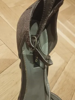 Zapatos tacón Tintoretto marrones