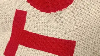 Manta Tommy Hilfiger Azul y Roja