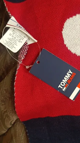 Manta Tommy Hilfiger Azul y Roja