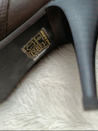 Botas de tacón marrones