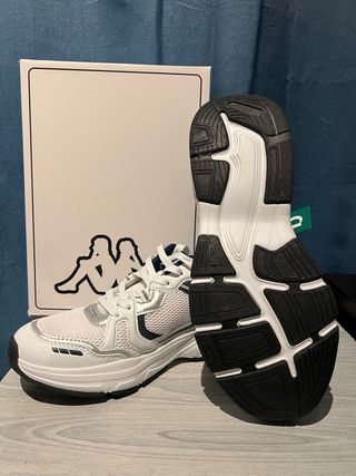 Zapatillas Kappa Talla 44 Plata y Blanco!