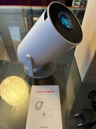 Proyector Pequeño Gris/Blanco