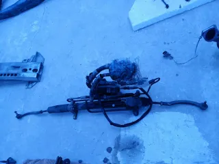 Cremallera y bomba dirección Mini R50