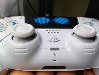 Mando PS5 DualSense Astrobot