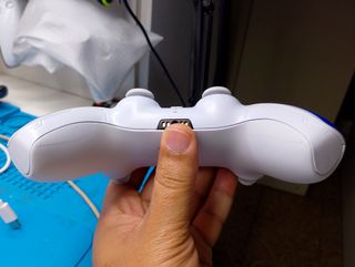 Mando PS5 DualSense Astrobot